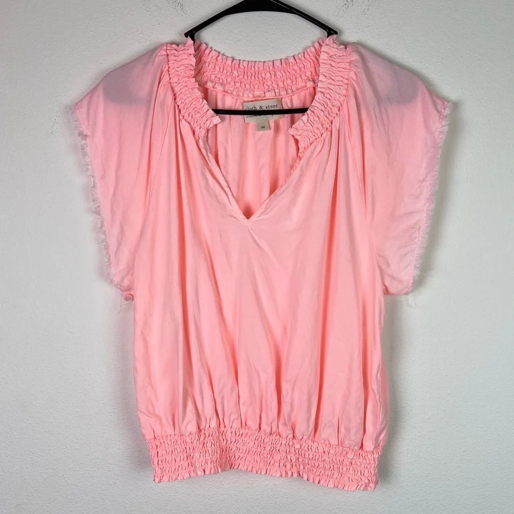 Cloth & Stone Anthropologie M Short Sleeve‎ Top Bright Pink Cap Sleeve V Neck
